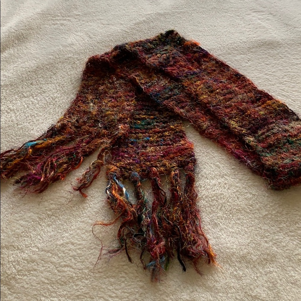 Lakhay’s Collection - Los Angeles silk knit scarf.